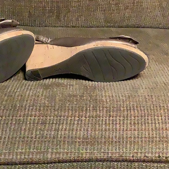 Clark’s bronze cork sling backs, size 8.5M - Picture 3 of 8